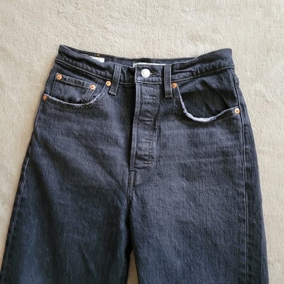 Levi's Ribcage Straight Feelin' Cagey Black size 27 - Picture 5 of 16